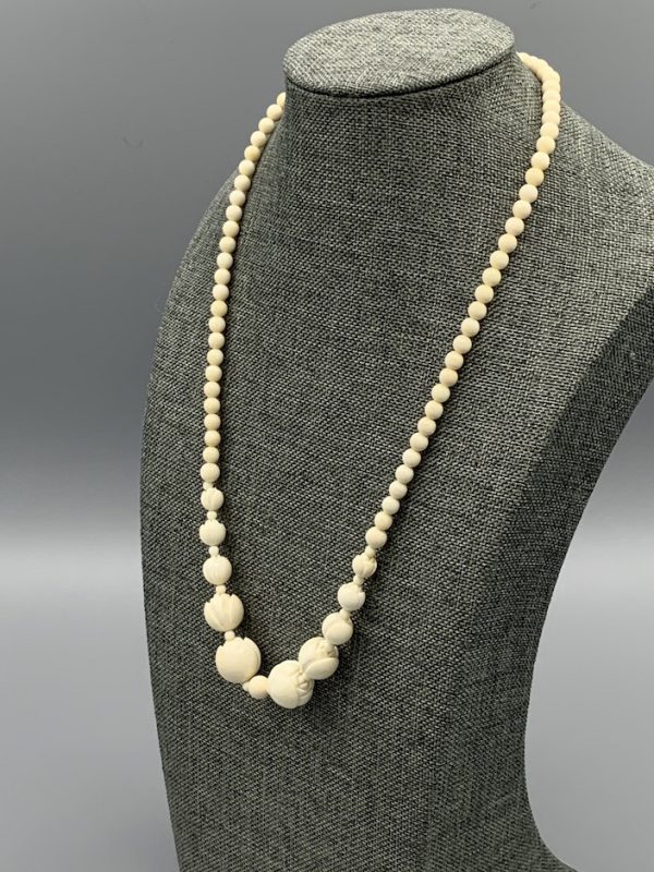 Flower- string of beads