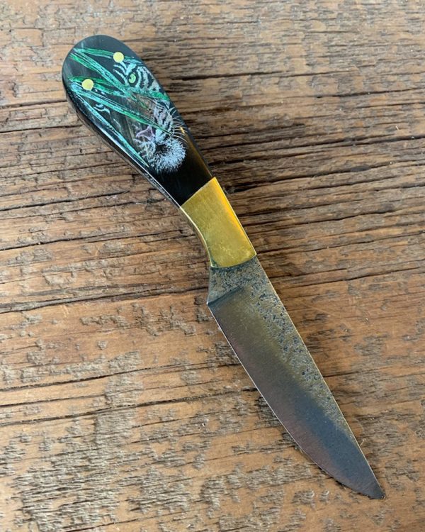 Colorful tiger etched on custom knife