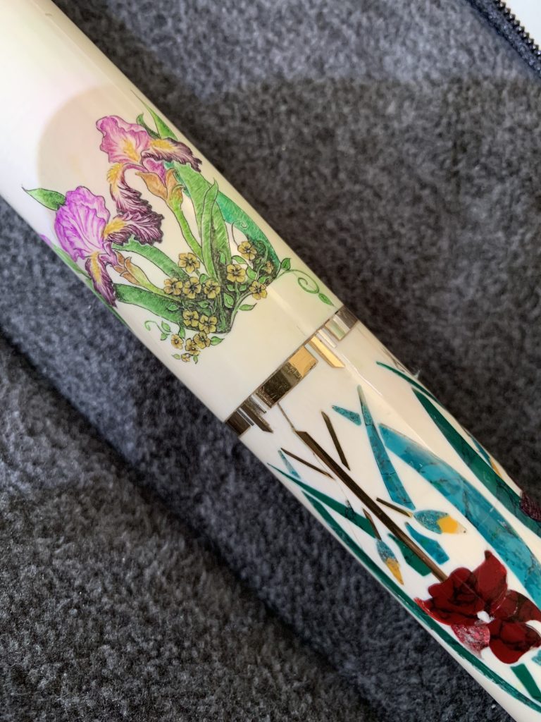 custom Richard Black pool cue, Sandra Brady scrimshaw